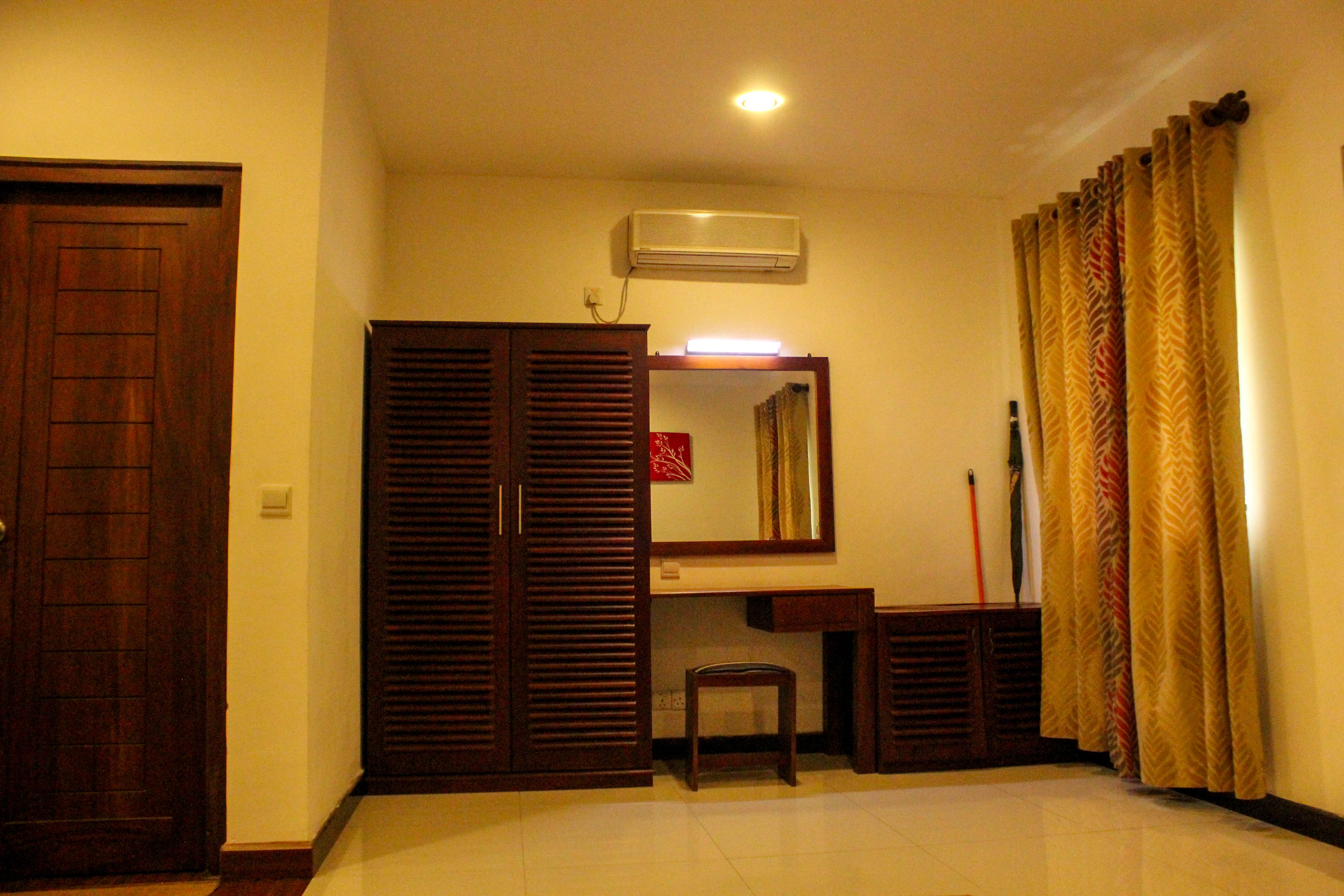 Room Image 3